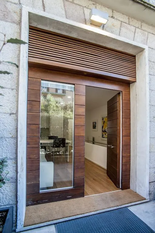 Gallery House Περούτζια Πανσιόν